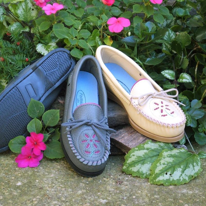 Women's 6-Petal Flower Toe Deerskin Leather Shoes #236 Made in USA